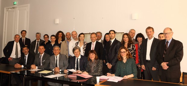 Signature convention IMM par le barreau de Marseille
